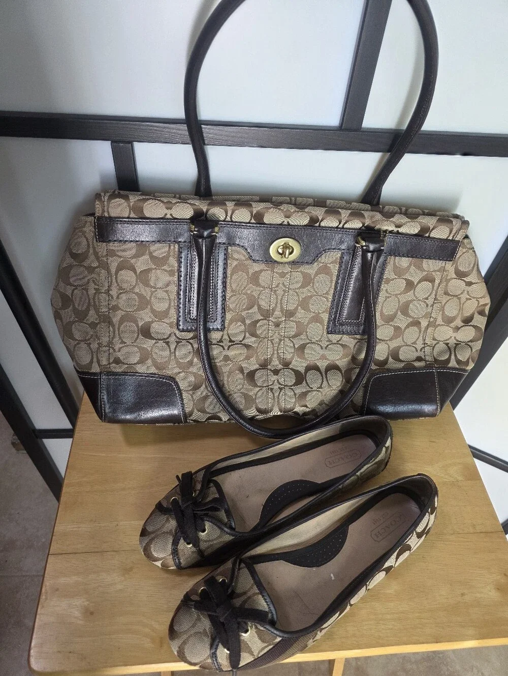 Coach Tote Bag & Shoes Signature Canvas Tote Brown with Dark Brown Trim SIZE 11